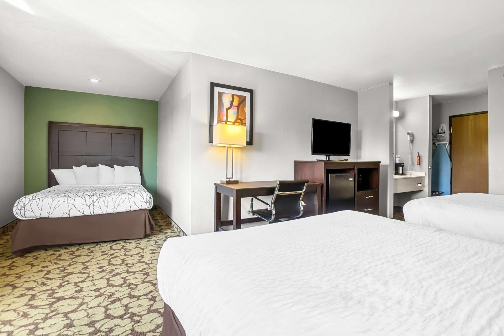 Surestay Plus Hotel By Best Western Беттендорф Экстерьер фото